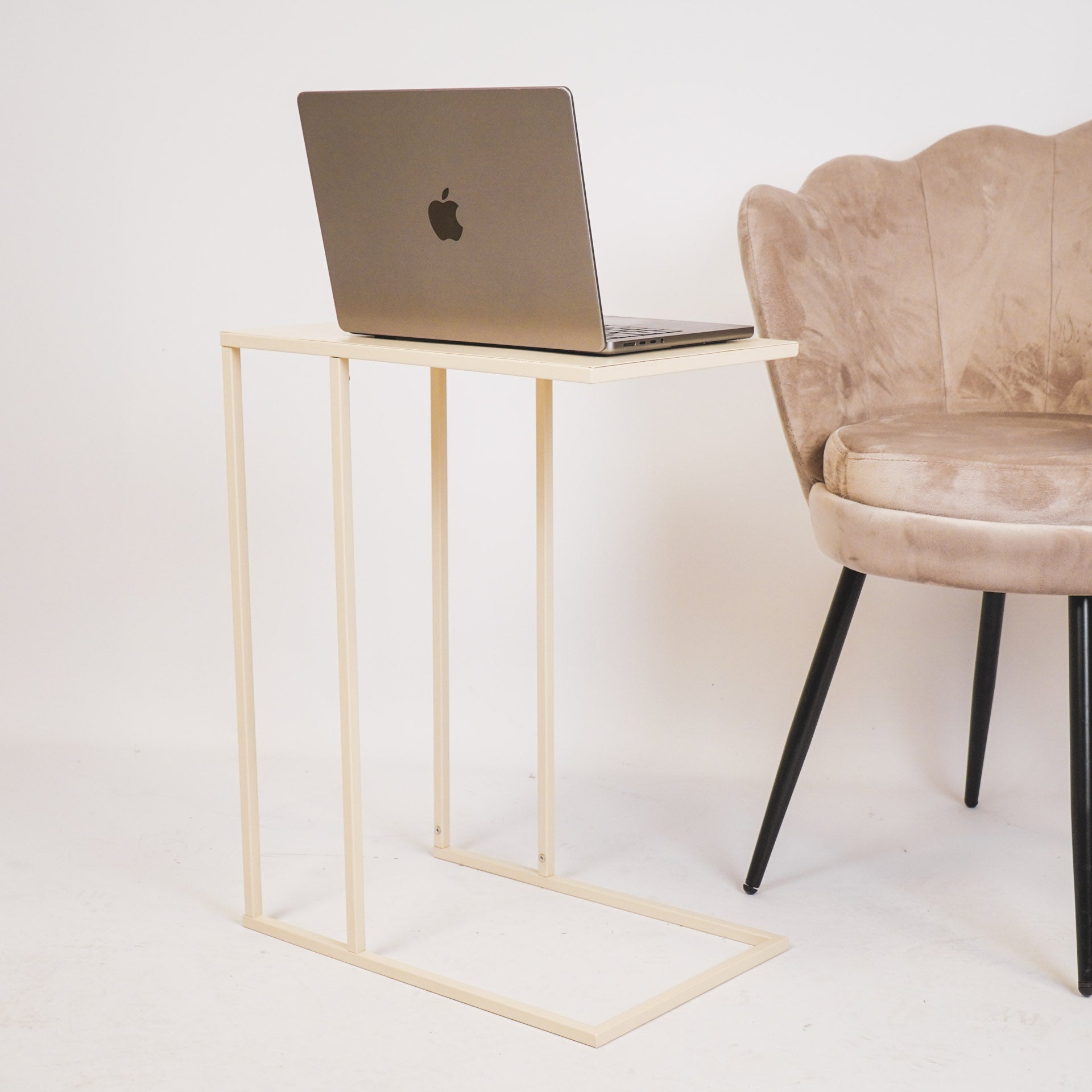 Bijzettafel – Metaal